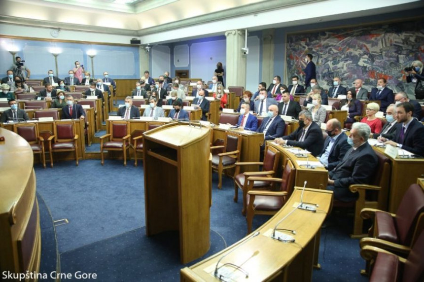 Да ли у понедељак пада црногорска влада?