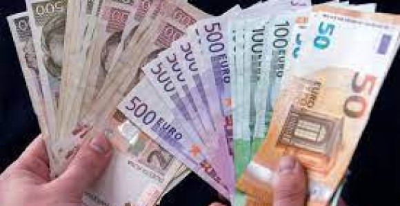 Hrvatska: Stavite kune u banke radi zamjene u evre