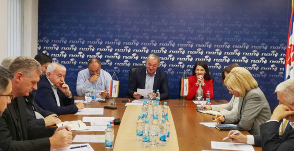 ПДП: Прво ријешити питање наметнуте Инцкове одлуке