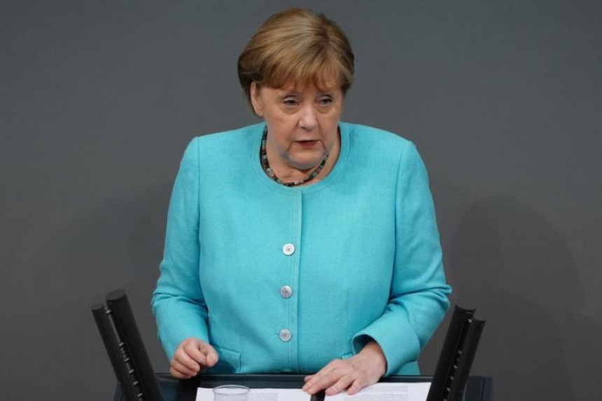 Merkel i u penziji najpopularnija među Nijemcima