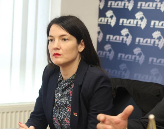 Dodik - Izdajnik po profesiji