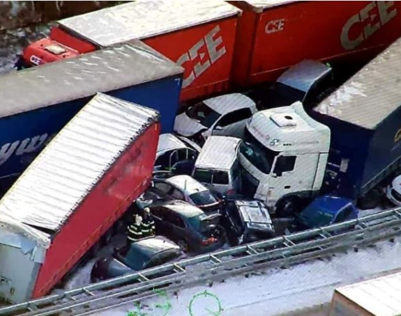 Masovni sudar 40 vozila na autoputu u Češkoj