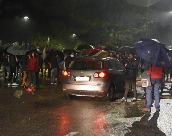 Protesti u CG: Građani protiv manjinske vlade