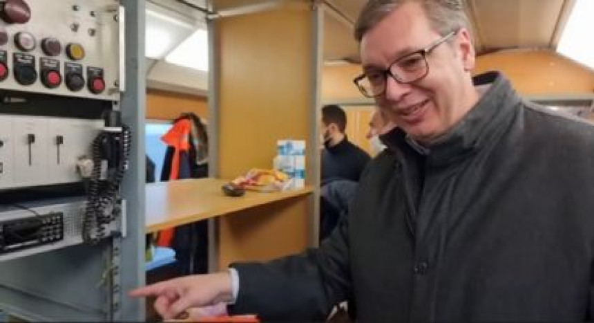 Vučić na testiranju brze pruge: Oborili smo rekord!