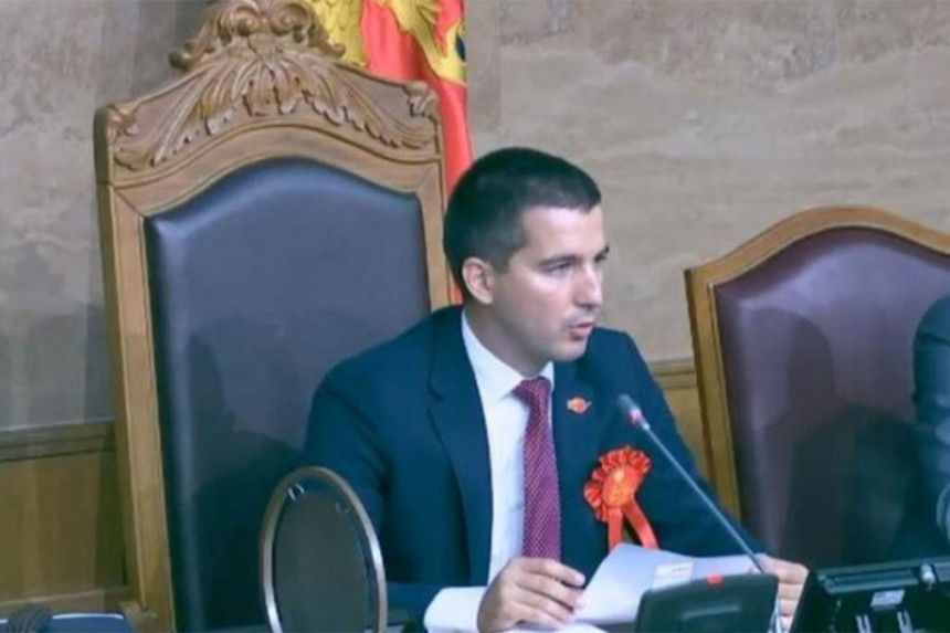 U Skupštinu CG stigla inicijativa za smjenu Bečića