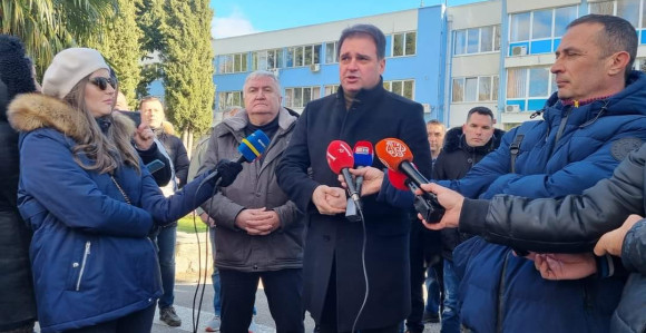 Vlast neće odustati od prodaje akcija HET-a na berzi