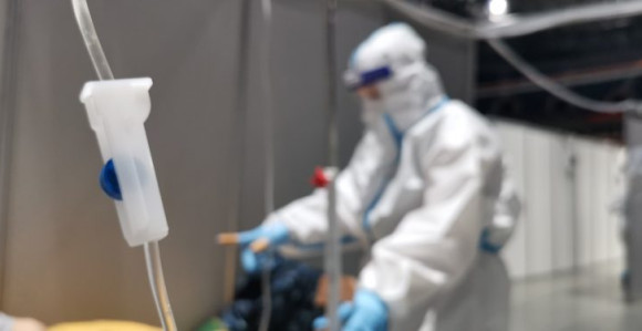 Opet petocifren broj zaraženih, preminule 32 osobe
