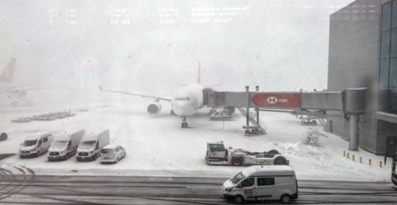 Kolaps: Aerodrom Istanbul zatvoren zbog snijega