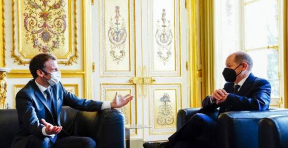 Makron i Šolc neće odustati od dijaloga sa Putinom