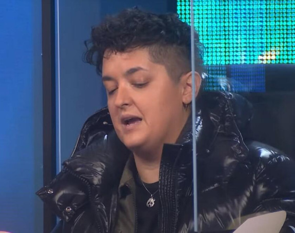 Svinjo debela: Mariju žena izvređala na Tviteru ali joj ni ona nije ostala dužna!