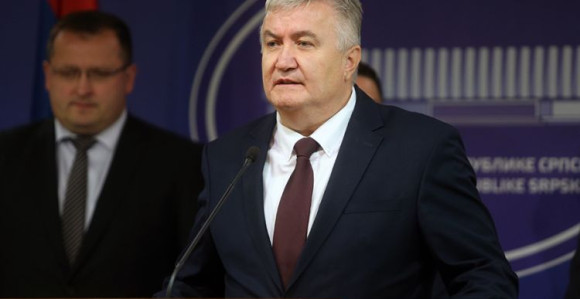 Neobjašnjivo je da Čubrilović zove Čovića i Bakira