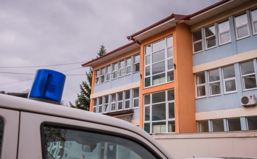 Dovezeni bez svijesti, jedan mladić preminuo