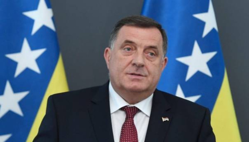 Очекивано и није први пут: Додик се поново повлачи -Одустао од враћања војске и УИО