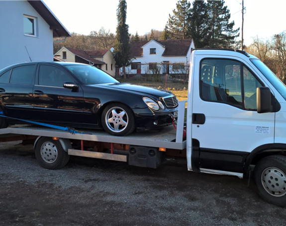 Онемогућен рад приватним шлеп службама у Српској