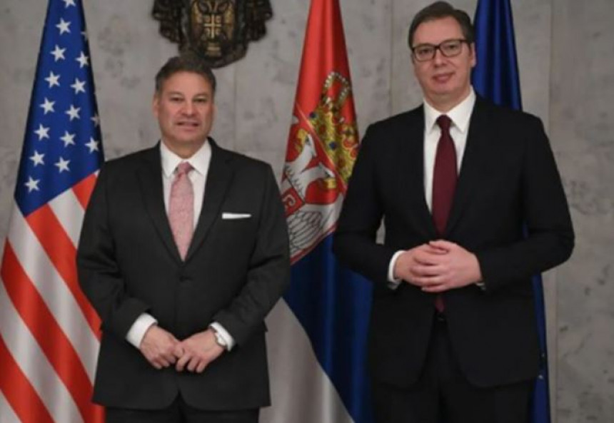 Vučić se sastao sa Eskobarom: "Važni razgovori"