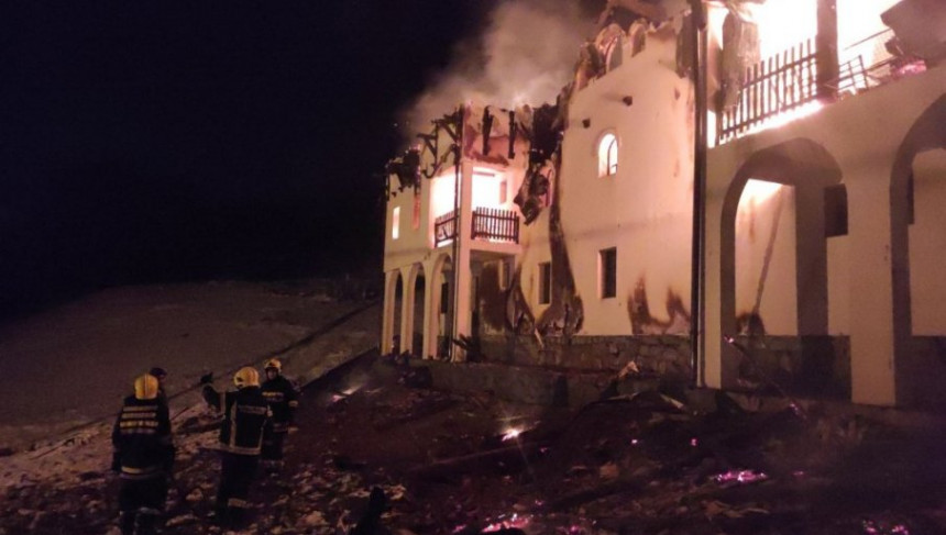 Ljubovija: Požar u manastiru ugašen, šteta ogromna