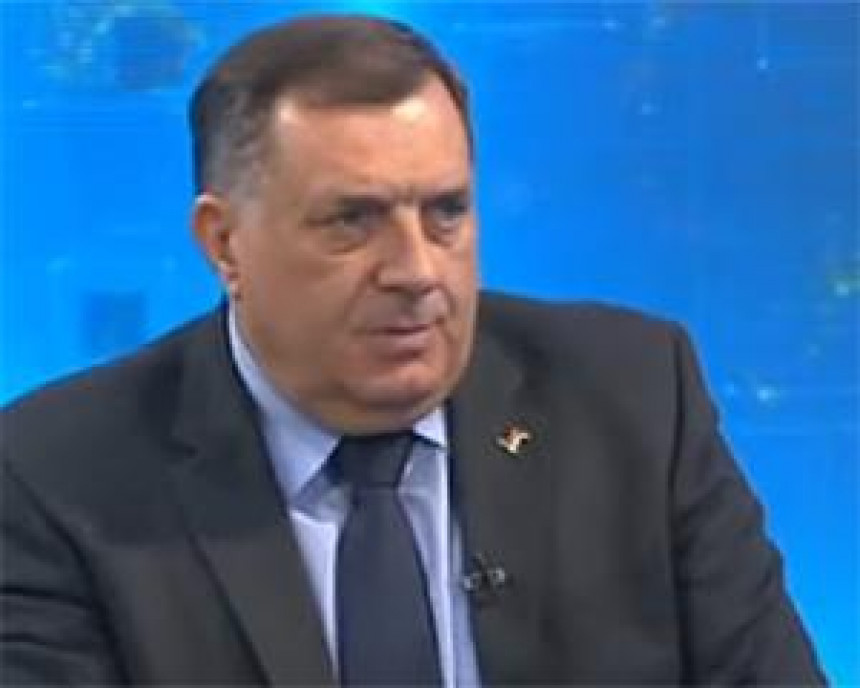 Umjesto Čubrilovića, Dodik tumačio skupštinske zaključke