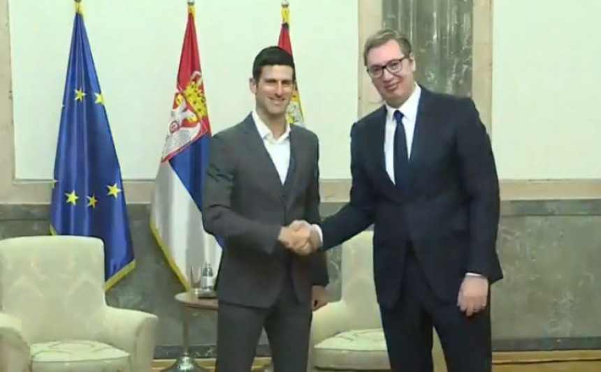 Novak kod Vučića: Neko poseban i veći od nas je danas ovdje