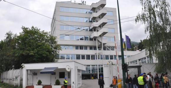 Oštro upozorenje OHR-a: Kršite Dejtonski sporazum