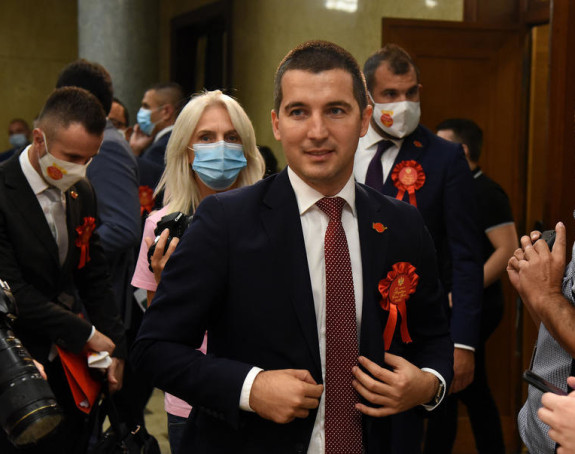 CG: Spremaju se protesti, ako bude smijenjen Bečić?
