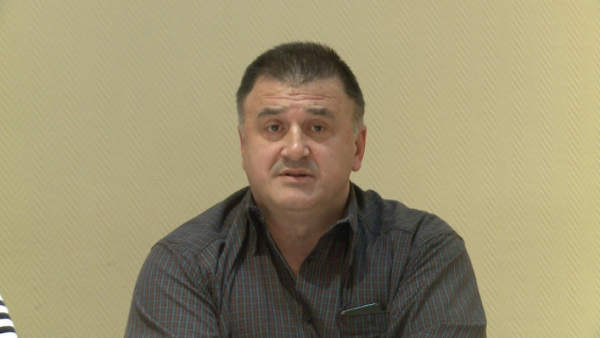 “Imamo najskuplje političare i najveći broj umrlih. Pacijente operišemo tehnikama od prije 30,40, i 50 godina...”