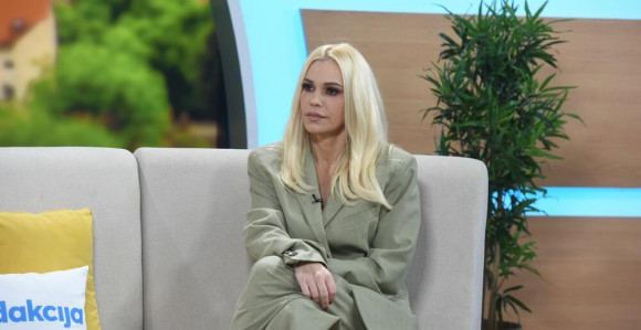 Nataša Bekvalac šokirala priznanjem: Dadilja mi je partnerka u odgajanju ćerki!