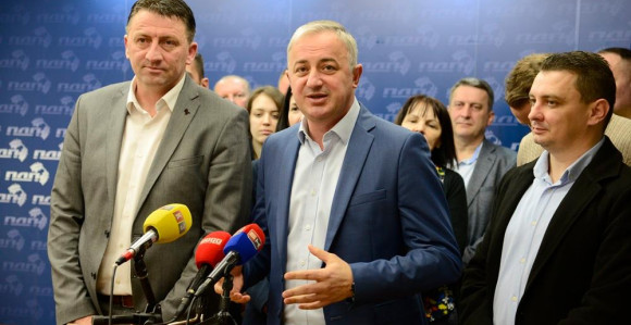 Građani Drvara treba da kazne vlast SNSD-a i HDZ-a