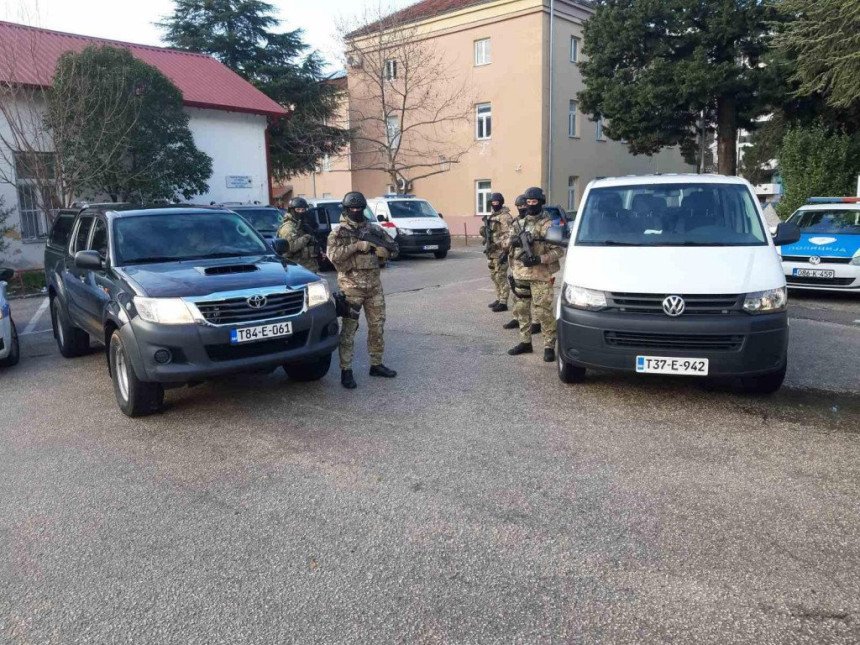 Uhapšeni propjevali: Ko su kuriri Saša, Ljubo, Nikola...