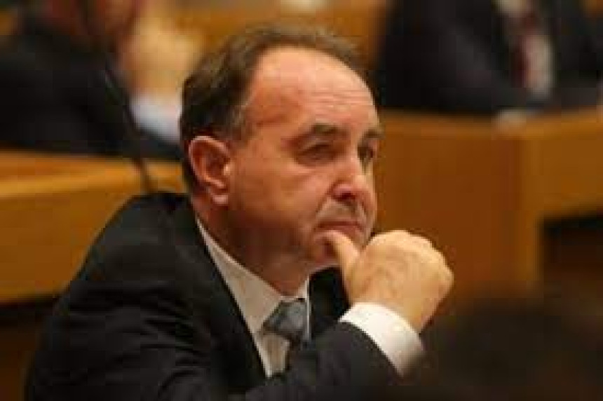 Korumpirana vlast ponovo pokušava da otme Ljubiju