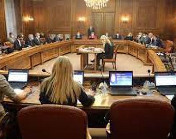 Vlada predlaže da predsjednik Srbije raspusti skupštinu