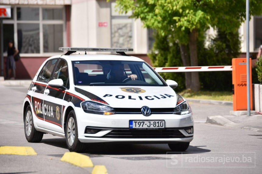 Sarajevo: Bačena ekplozivna naprava ispred kafića