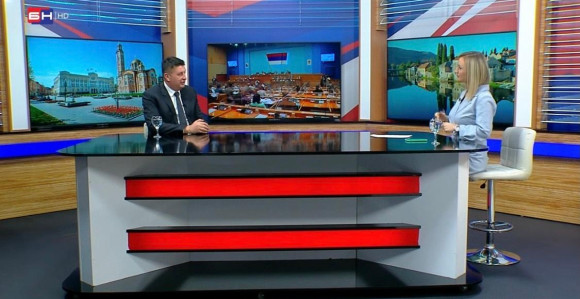 Српска треба озбиљну власт, а не комитет који ће владати
