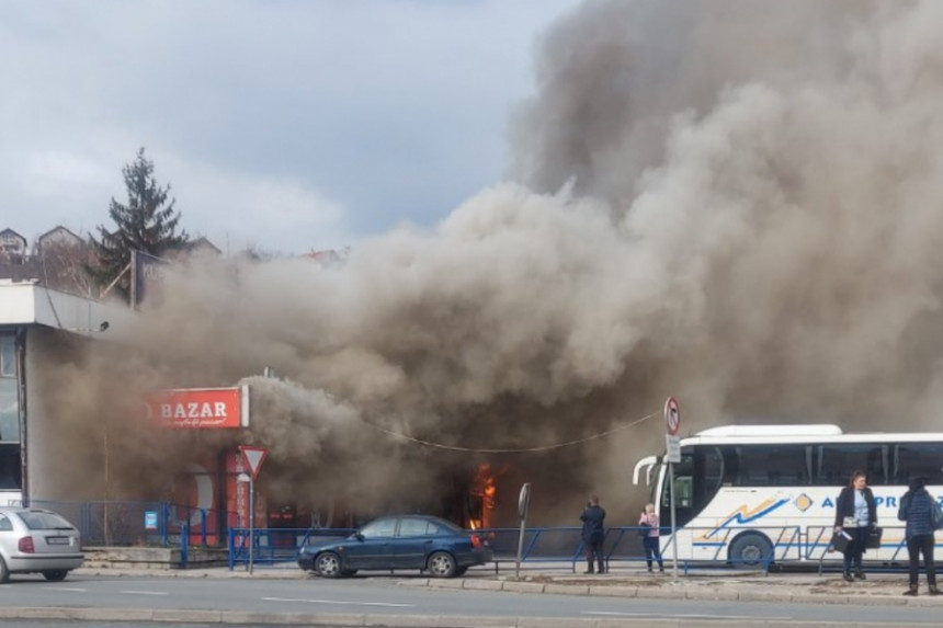 Veliki požar na Autobuskoj stanici u Sarajevu
