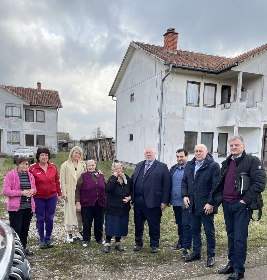 Састанак Чордаша и Петровића: Град ће обезбиједити стамбене јединице