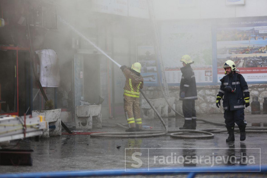 Sarajevo: Plinska boca zapalila autobusku stanicu