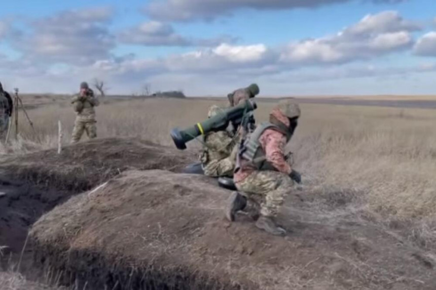 Украјинска војска гранатирала Доњецк и Луганск