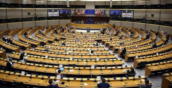 Evropski parlament usvojio rezoluciju o sankcijama Dodiku
