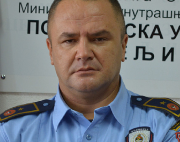 Казнити све оне у полицији који нарушавају углед