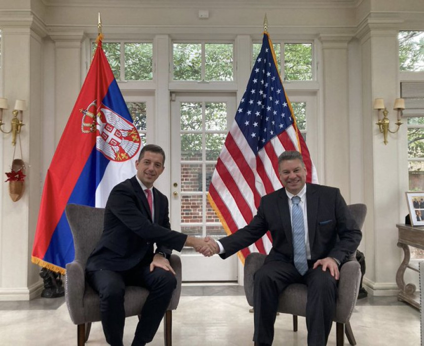 Đurić razgovarao sa Eskobarom i o regionalnim temama