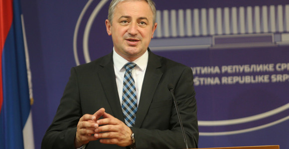 Ко је Милановић да се петља у наше ствари око избора?
