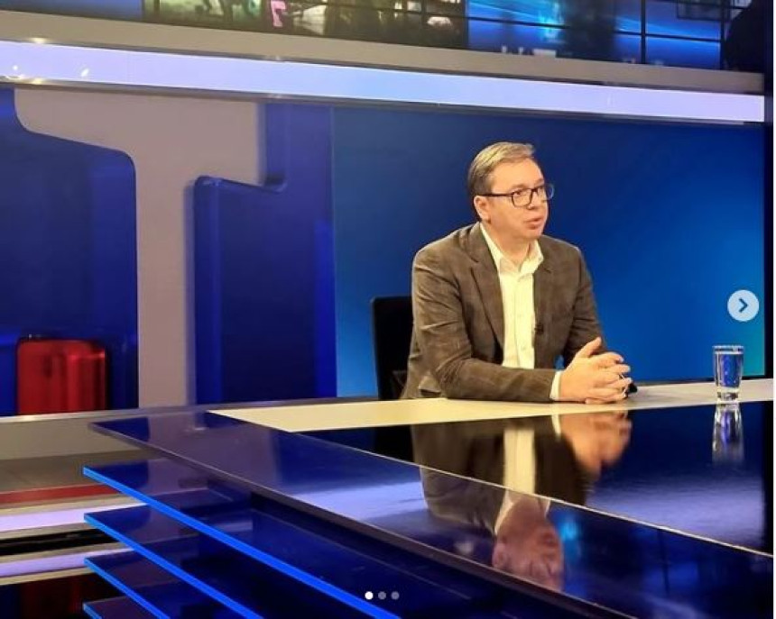 Vučić: Ljudi hoće budućnost, a ne rušenja