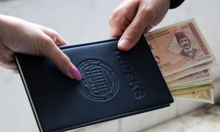 Zašto vlast koči provjeru diploma u javnom sektoru?