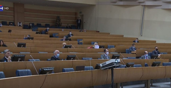 Da li je ovo još jedan populistički trik SNSD-a?!