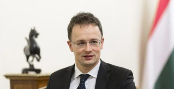 Sijarto razgovarao sa Dodikom: Politika sankcija propala