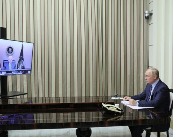 Makron ponudio: Putin i Bajden pristali na samit