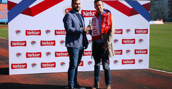 Nektar pivo uz FK Borac