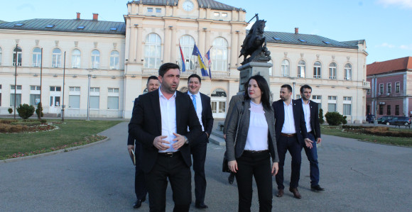 Srpsku moramo osloboditi okova tajkunskog režima