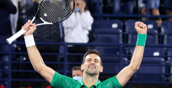 Ðoković pobijedio Hačanova na turniru u Dubaiju