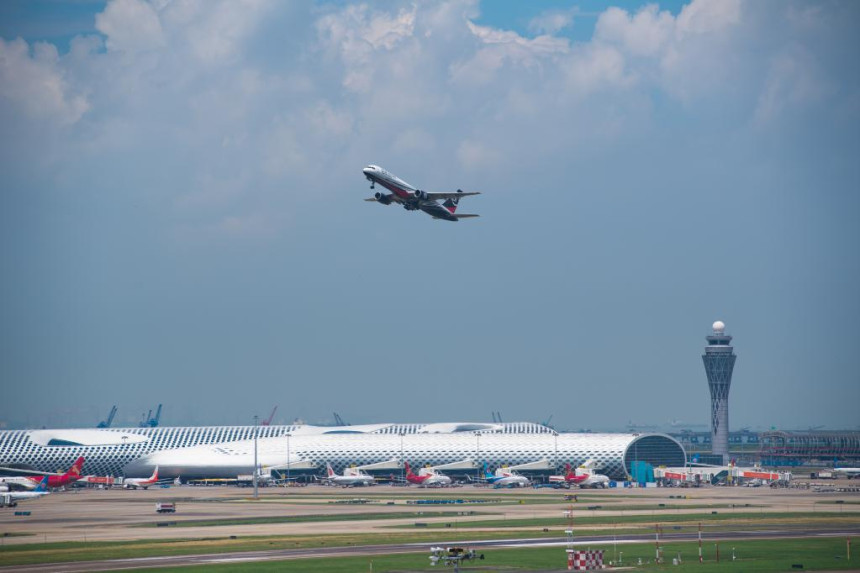 Boing pretvara putničke u teretne avione u Kini