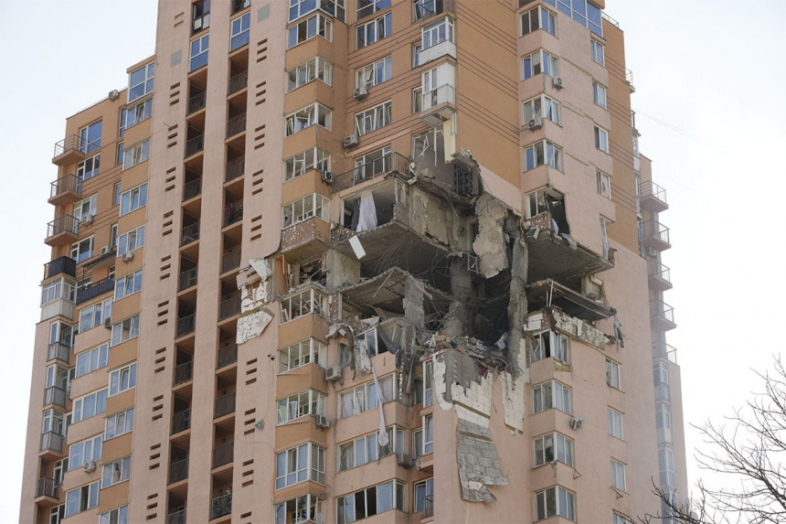 Rusija: Zgradu u Kijevu pogodio ukrajinski PVO